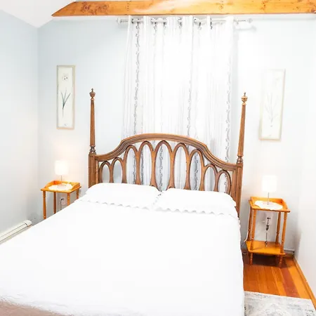 Modern Beautiful Apartment-5 Beds-full Kitchen-parking-super Clean-great For Groups Apartment *
