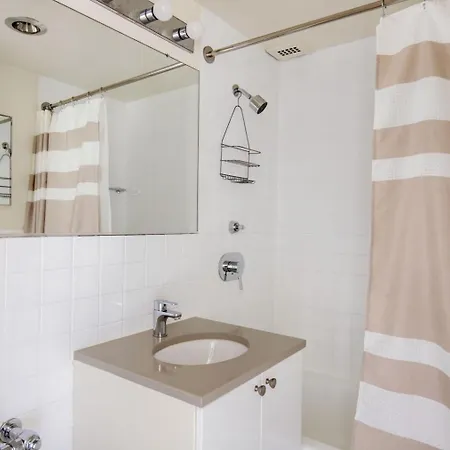 Back Bay 2br W Rooftop Gym Nr Shopping Bos-877 Boston