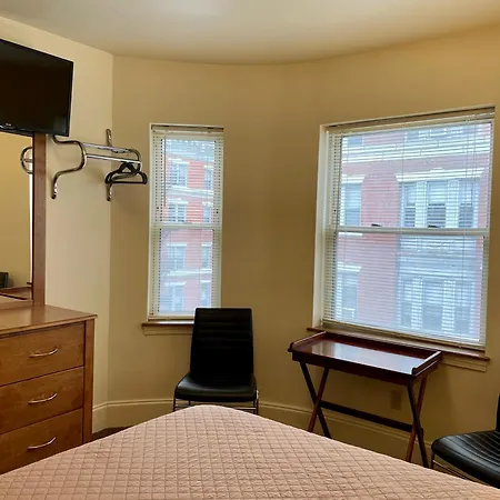 Oasis Guest house Boston