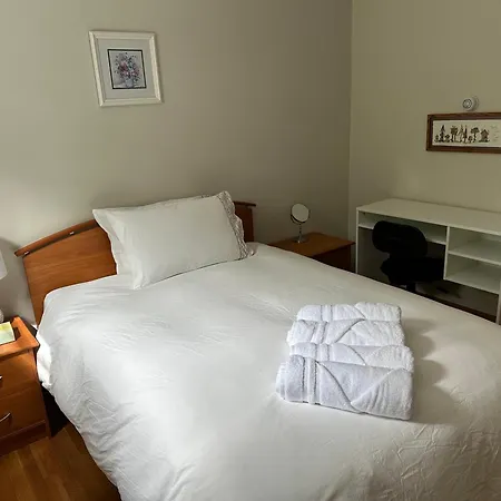 Single Family House - Super Quiet And Private Holiday home Boston