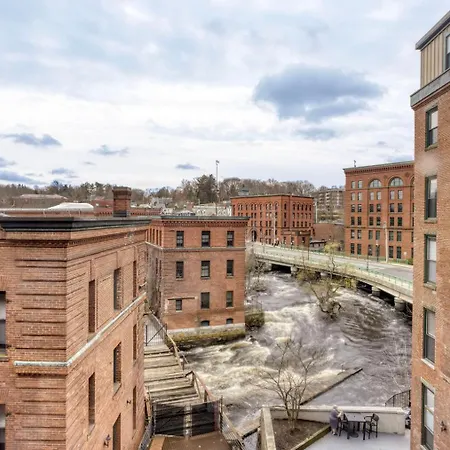 Blueground Dorchester Lower Mills Gym Laundry Bos-1042 Boston