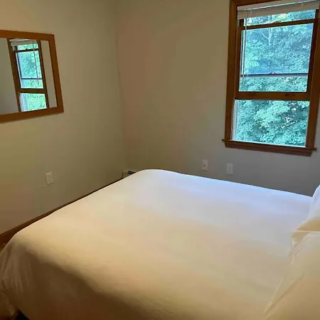 Holiday home Single Family House - 19' Train To Back Bay Boston