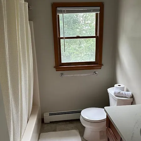 Single Family House - 19' Train To Back Bay Holiday home Boston