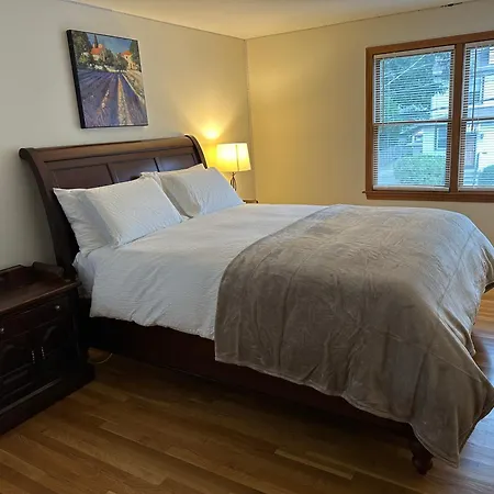 Holiday home Single Family House - 19' Train To Back Bay *