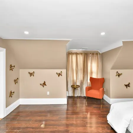 Comfort Iii Apartment Boston