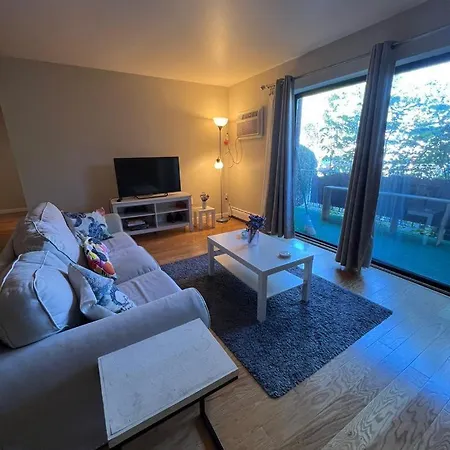 Private In A Grand House Homestay
