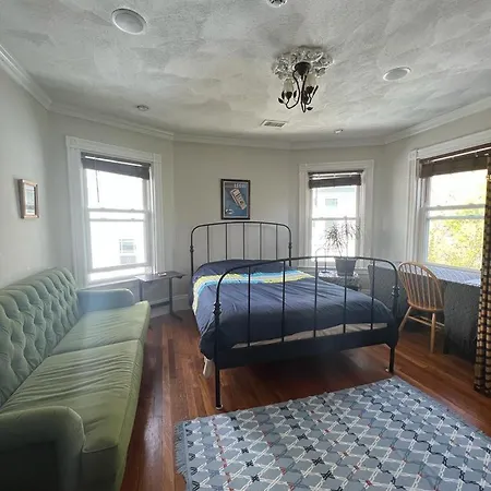 Private In A Grand House Boston