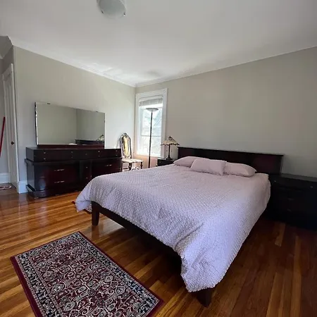 Private In A Grand House *