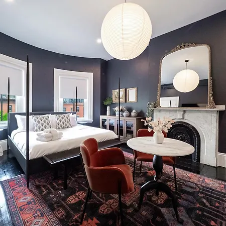 The Chester Apartment *
