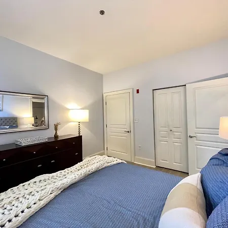 Apartment Luxury 1bed Loft, 2 Baths, Air, South End