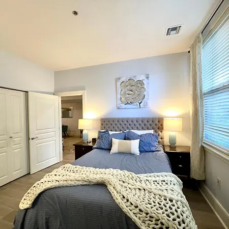 Luxury 1bed Loft, 2 Baths, Air, South End *