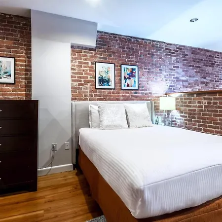 Apartment Historic Brick In North End Boston