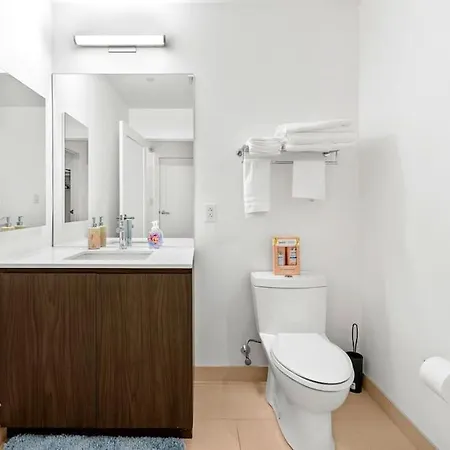 Apartment Chic 2br 2ba Retreat In The Heart Of Fenway Park
