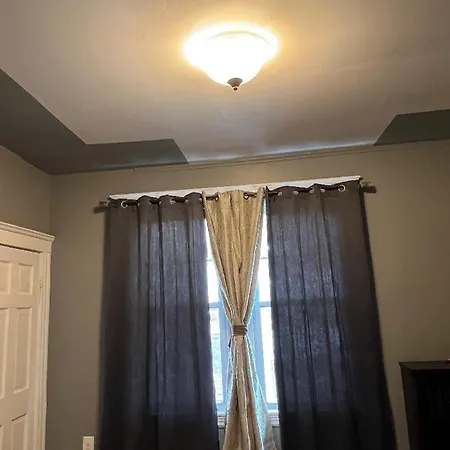 Cozy 1-bed Private Downtown Dorchester, Ma! Apartment