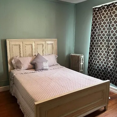 Apartment Cozy 1-bed Private Downtown Dorchester, Ma! *