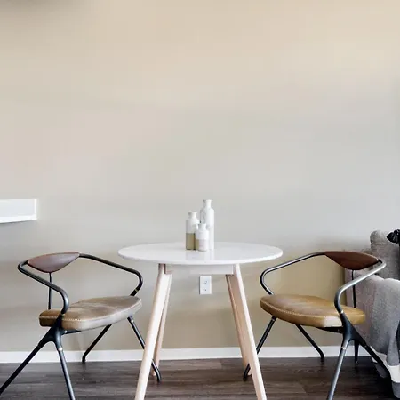 East Cambridge 1br W Gym Wd Nr Lechmere T Bos-866 *