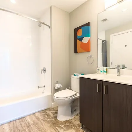 Apartment Private Downtown Near Harbor