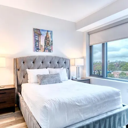 Modern In South End - 345-538