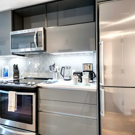 Modern In South End - 345-538 Apartment