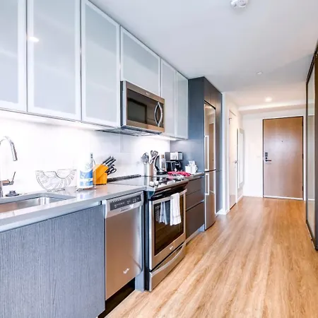 Luxury With Gym And Rooftop - 345-1271