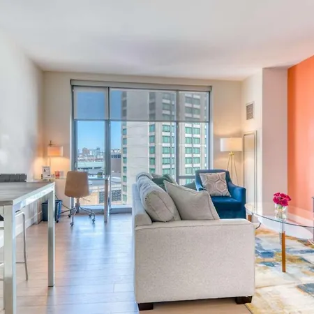 Spacious Back Bay *