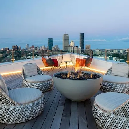 Fancy 2br 2ba Fenway Apartment Boston