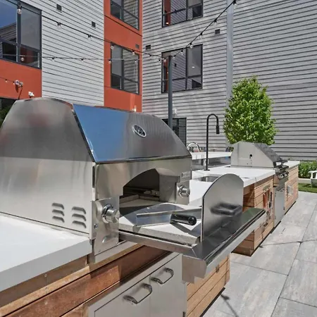 Blueground Revere Gym Pool Wd Lounge Bos-1100 * Boston