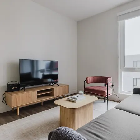 Blueground Revere Gym Pool Wd Lounge Bos-1100 Apartment Boston