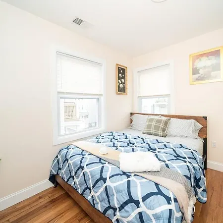 30-3 - 3br - Cozy Near Franklin Park Zoo Apartment Boston