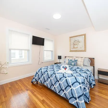 30-3 - 3br - Cozy Near Franklin Park Zoo *