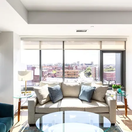 Luxury Apt With Gym - 345-861 * Boston