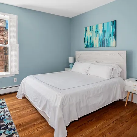 Brownstone Townhouse In Fenway