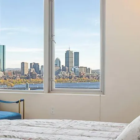 Tranquil 2 Bedroom 2ba With Stunning Views Apartment *