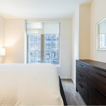Chic Seaport With Pool *