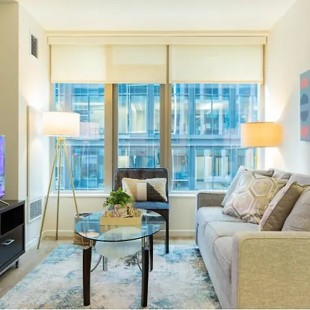 Chic Seaport With Pool Apartment Boston