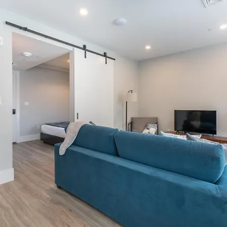 Symphony By Thatch Apartment
