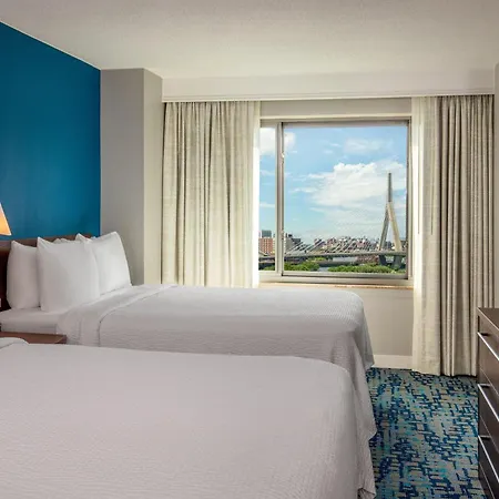 By Marriott Harbor On Tudor Wharf 3*