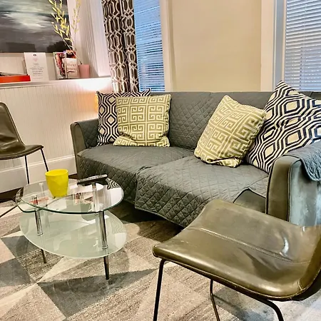 Apartment Beautiful 3br 3ba Duplex Parking Location
