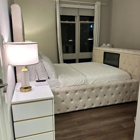 Piers Park Lane 2 Shared House Homestay *