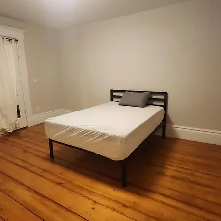 Charming 2-bedroom In The Historic Bunker Hill Area Of *