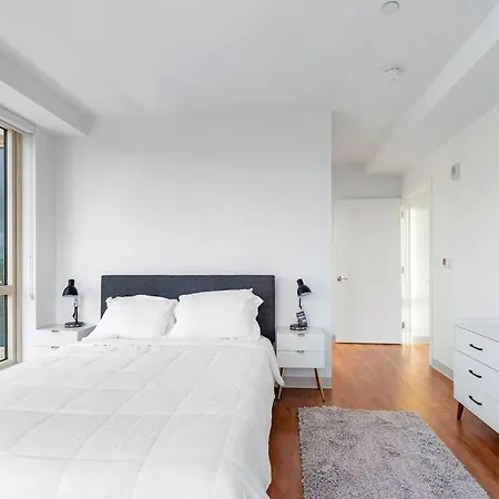Amazing 2br 2ba Unit By The Lake *