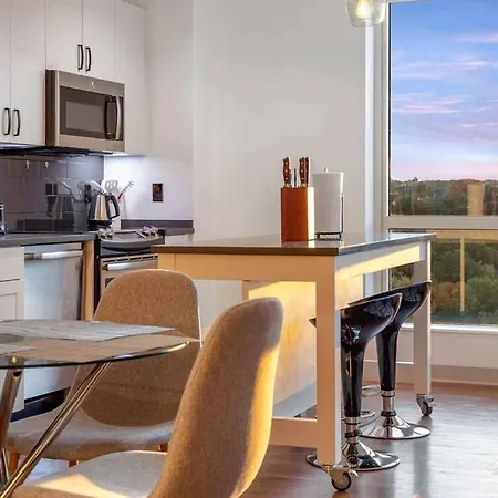 Apartment Amazing 2br 2ba Unit By The Lake