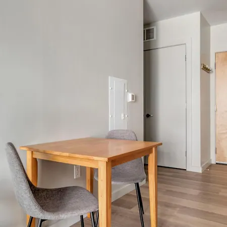 Burlington Jr 1br W Gym Wd Nr Dining Shops Bos-980 Apartment