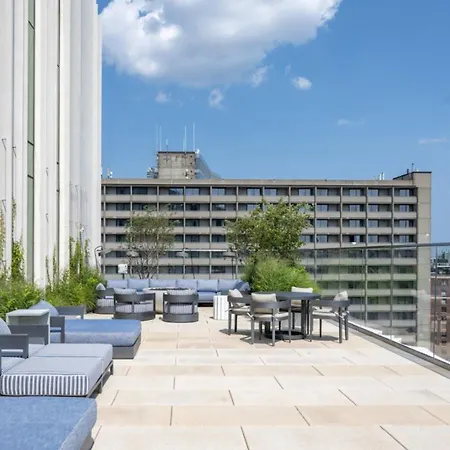 Apartment Luxury 2br Backbay Common T-station Roof Lounge Gym *