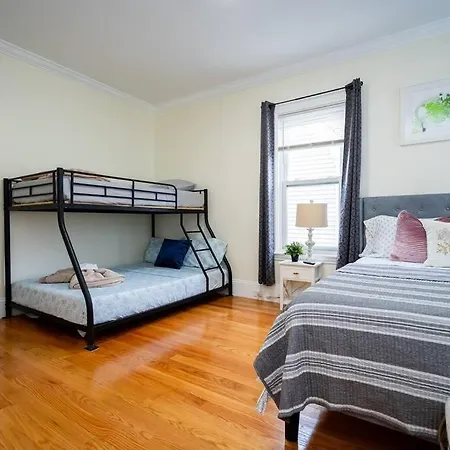 14b-newly Renovated, Uniquely Decorated * Boston