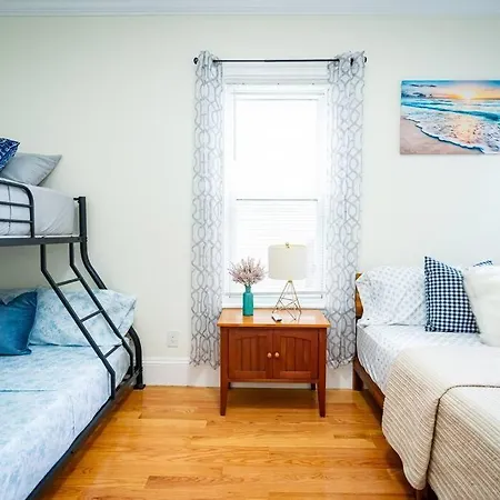 14a-elegant, Newly Renovated In *