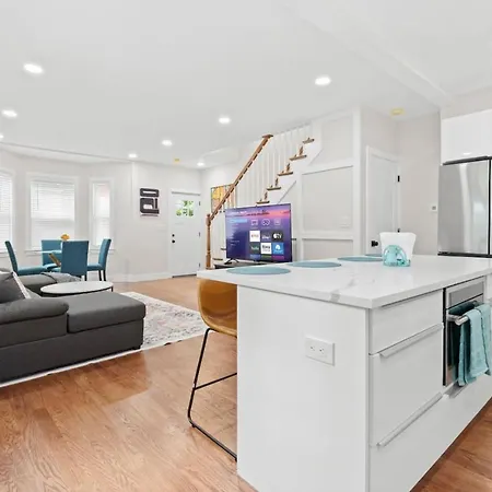 Luxe 3bd 2ba Close To Downtown W Free Parking Boston