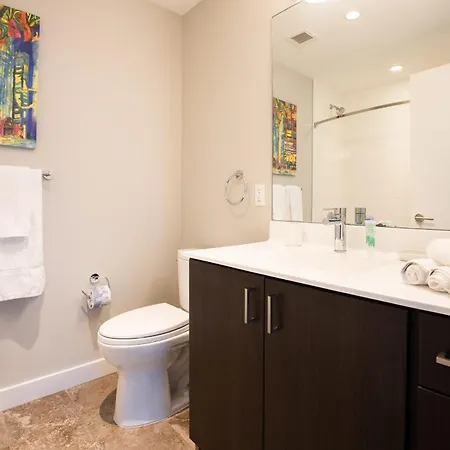 Luxury With Balcony In Seaport * Boston