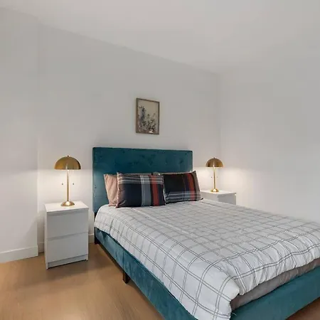 Adorable Modern 2bed 2 Bath Fenway Park Apartment