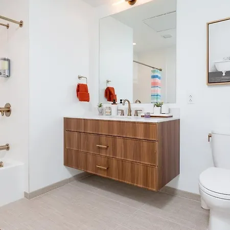 Apartment Back-bay Penthouse Downtown & Parking & Gym *